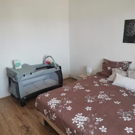 Apartman Varea Ližnjan Eksteriør billede