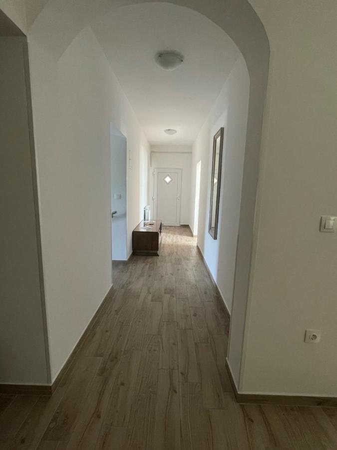 Apartman Varea Ližnjan Eksteriør billede