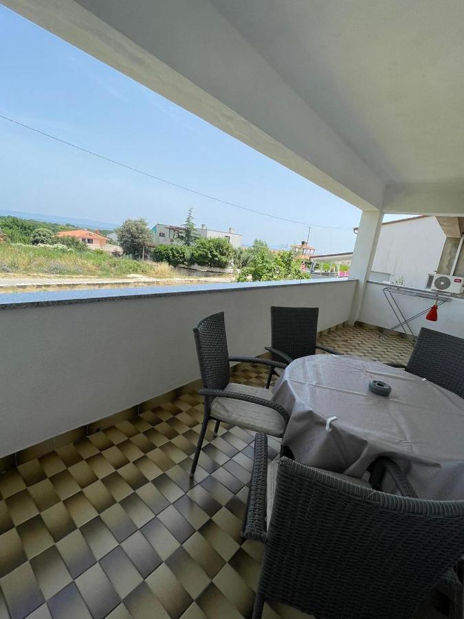Apartman Varea Ližnjan Eksteriør billede