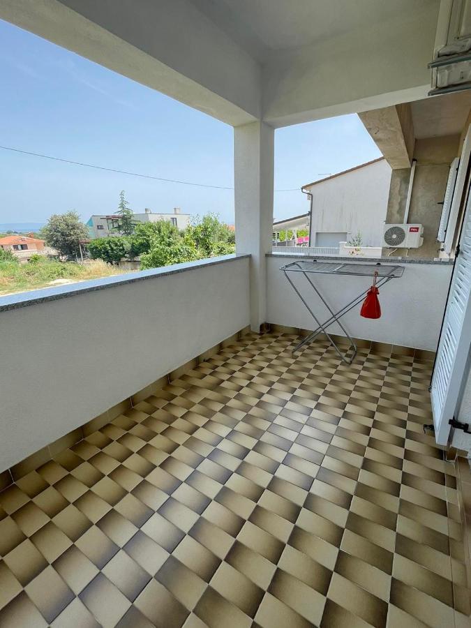Apartman Varea Ližnjan Eksteriør billede